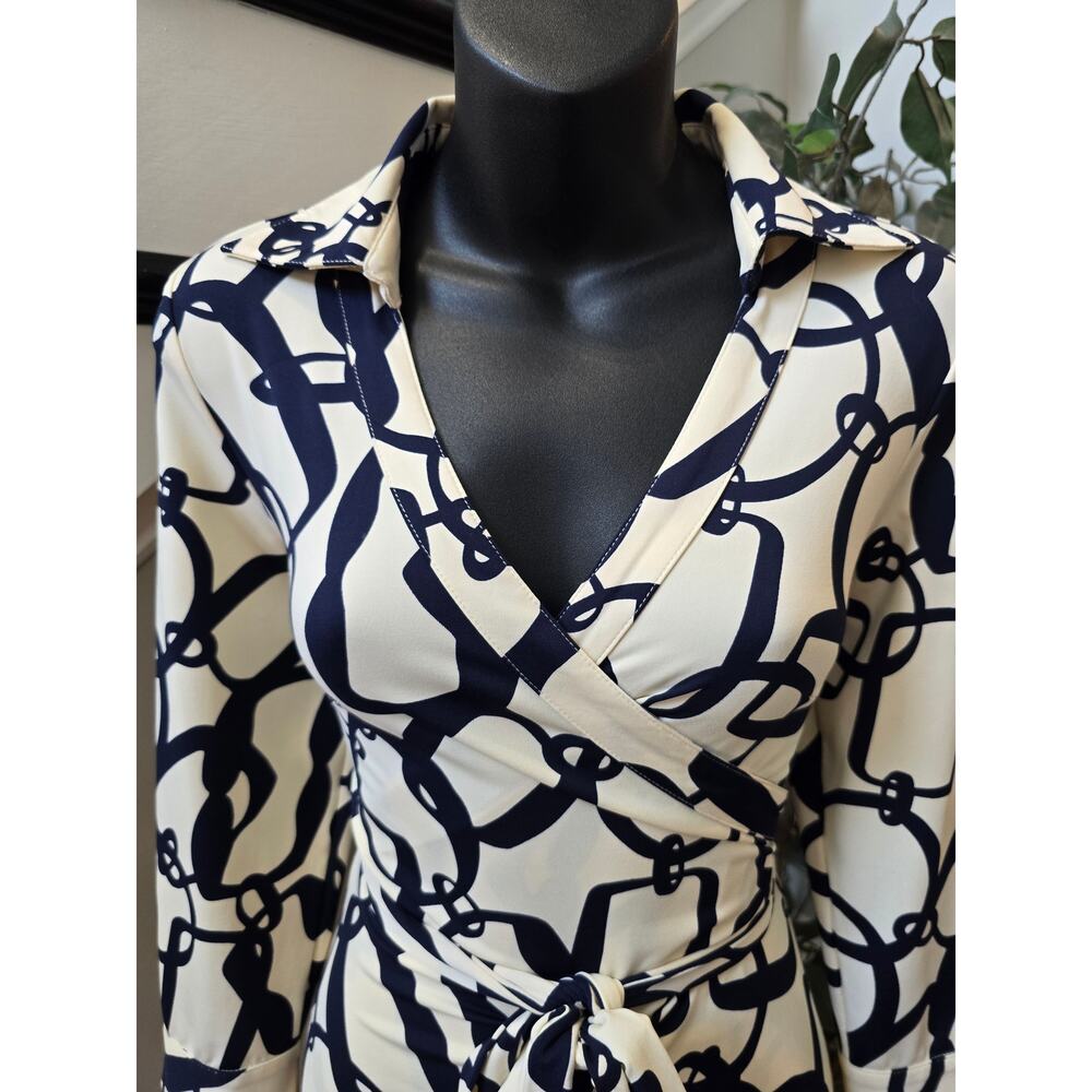 Julie Brown Shift Dress S Navy Ivory Peruzzi Wrap Tie-Waist 3/4 Sleeve Party - Picture 2 of 9
